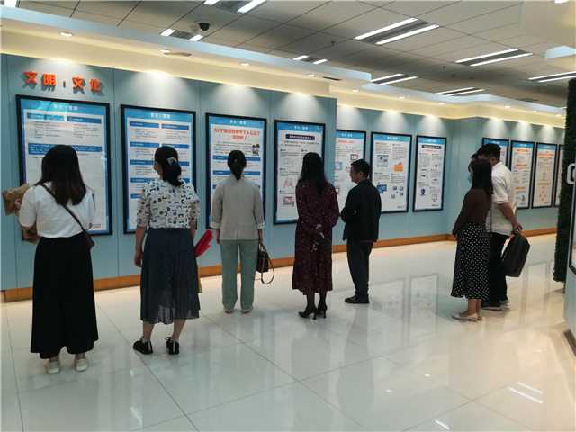 2021年10月19日下午，市科技局局领导带队参观清远市网络安全教育馆01.jpg