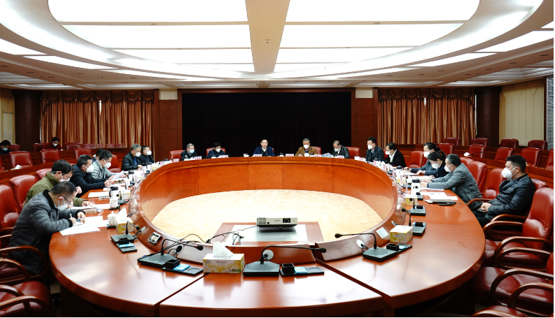 高新区召开管委会常务（扩大）会议 研究部署贯彻落实省高质量发展大会意见