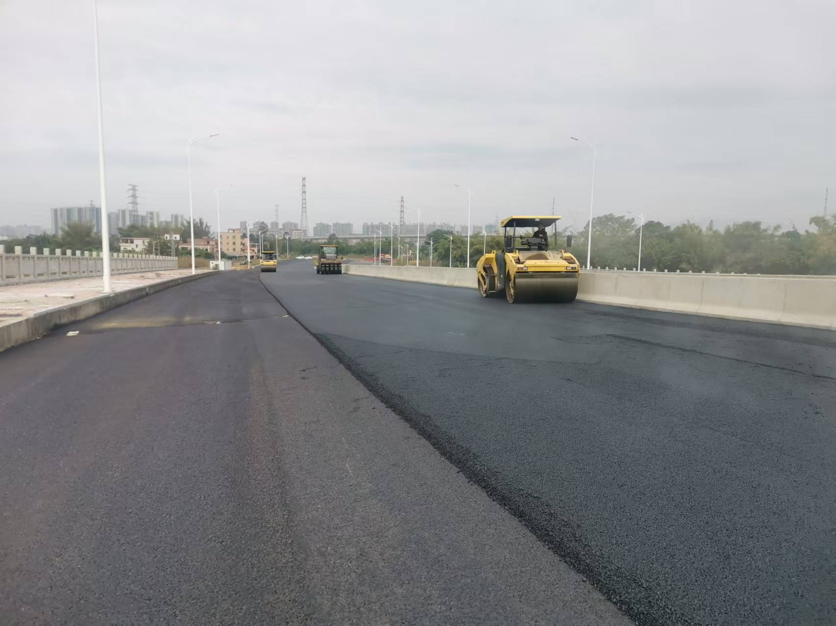 图1：燕湖大道（广清大道至清佛公路）道路工程.jpg