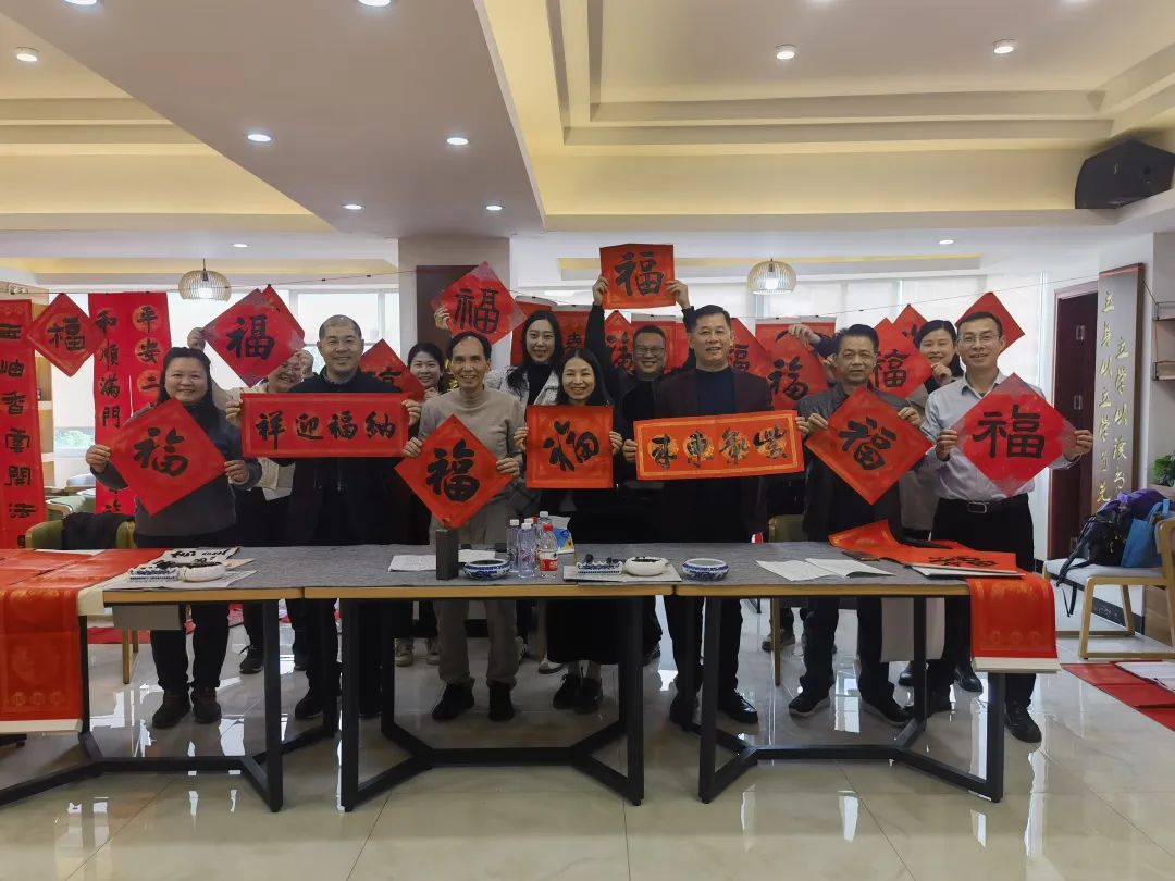 清远市司法局举办“金蛇献瑞挥春送福”主题活动