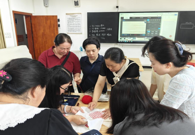 助推乡村振兴 助力“百千万工程”高质量发展清远市2025年专项职业能力考评员换（发）证培训班成功举办.docx_1