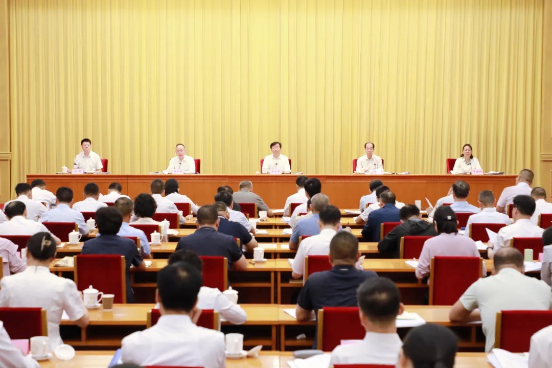 国家信访局召开办信工作会议 推动新时代办信工作实现新发展、开创新局面